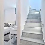 Lägenhet Paros Iconic