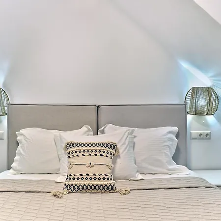 Apartament Paros Iconic *