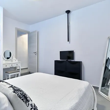 Paros Iconic Apartment