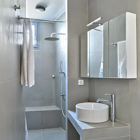 Paros Iconic Naousa (Paros)